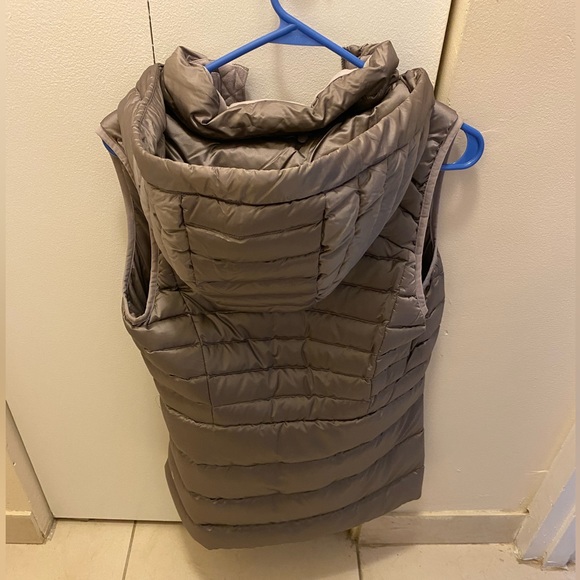 Lululemon Long Vest - Picture 6 of 8